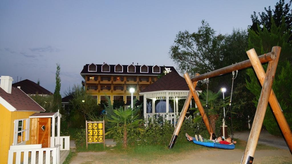 River Side Hotel Mingachevir Exterior foto